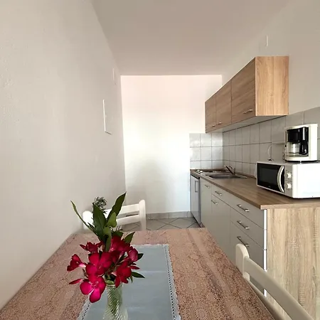 Sil Apartment