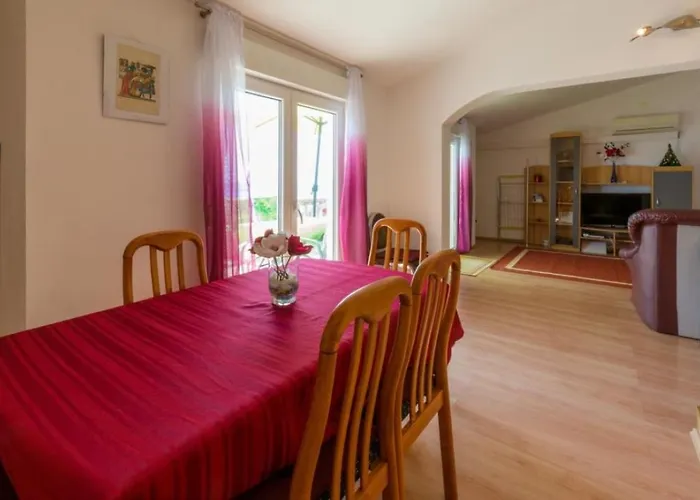 Sil Apartment Dramalj